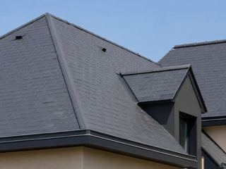 Toiture en ardoise contemporaine